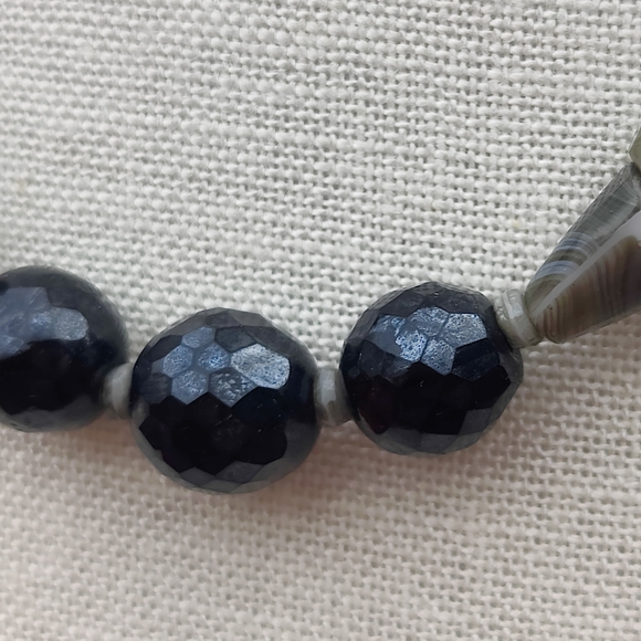 Antique Agate Necklace - Picture 3 of 5